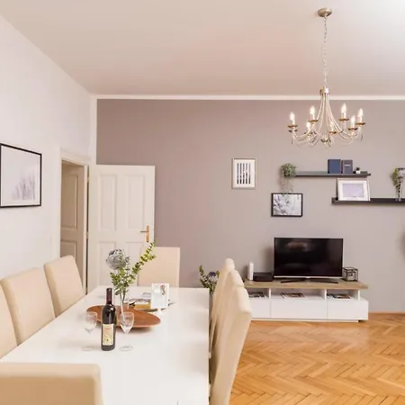 Luxury 3-bedrooms Hilt *
