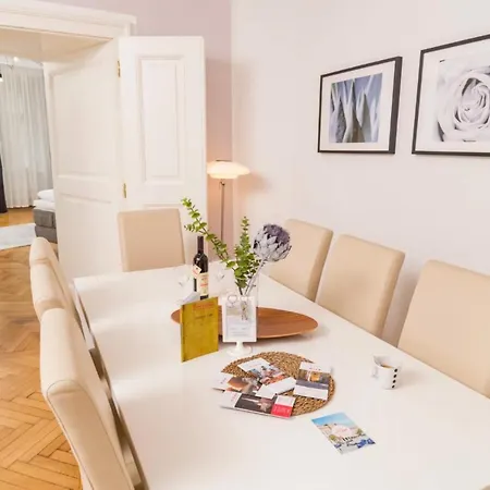 Luxury 3-bedrooms Hilt Bed and Breakfast Άμστερνταμ