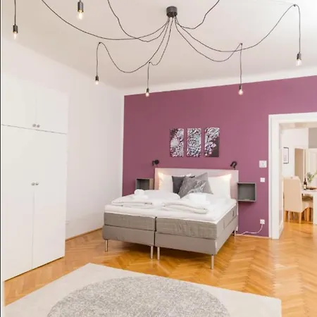 Luxury 3-bedrooms Hilt Bed and breakfast Ámsterdam